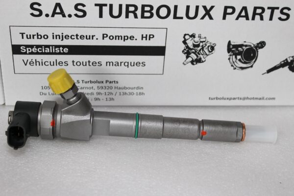 Injecteur Bosch 0445110327